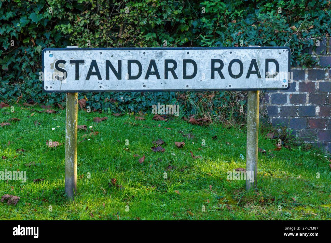 Standard Road Sign UK Stock Photo Alamy standard-road-sign-uk-stock-photo-alamy