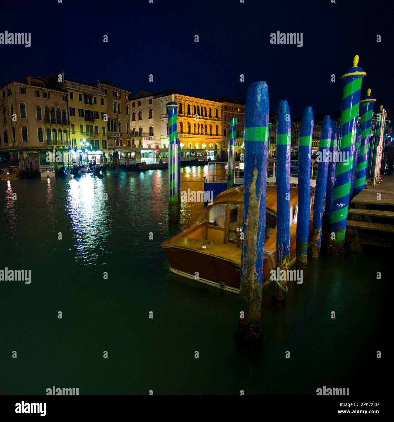 The Grand Canal at night close to Rialto Bridge, Venice, Italy Stock ...