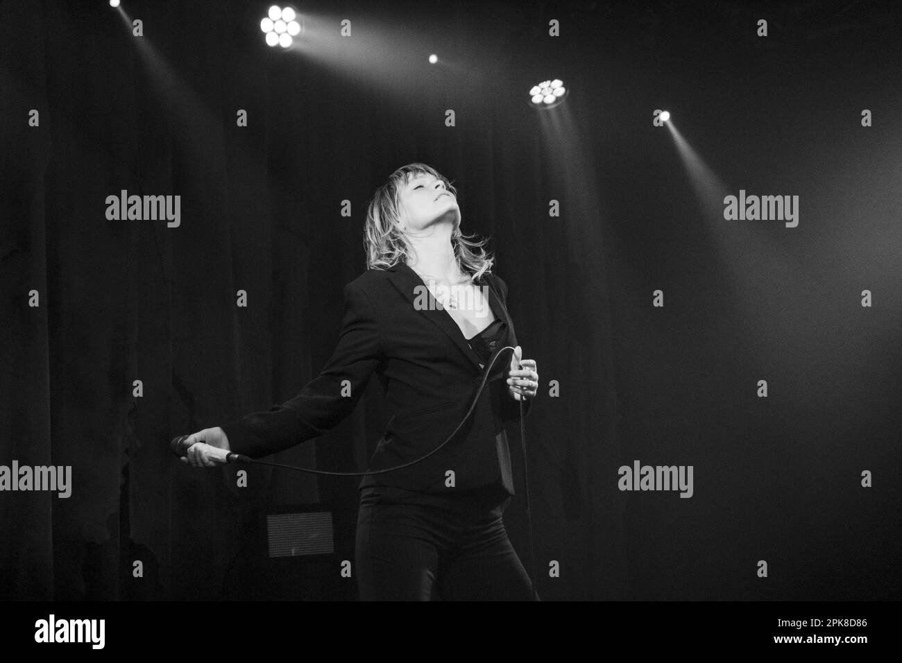 British artist and singer Billy Nomates playing live at La Nau Club in