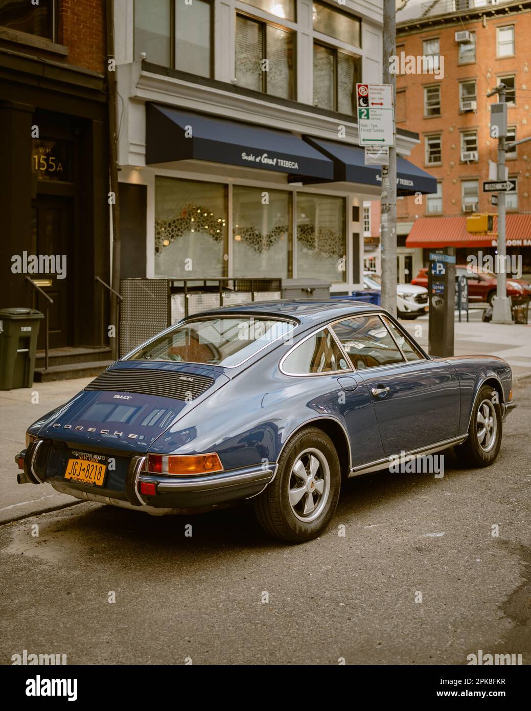 Vintage Porsche 911 in Tribeca, Manhattan, New York Stock Photo Alamy
