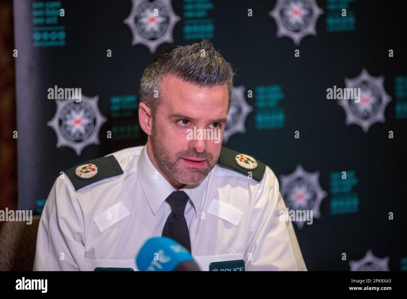 Belfast, UK. 06th Apr, 2023. PSNI ACCs Bobby Singleton. Addressing the Media at Stormont Hotel, Belfast in regards to what will be a very busy Easter weekend. There is potential for some unrest with intelligence from within the community where the police would be drawn in Credit: Bonzo/Alamy Live News Stock Photo
