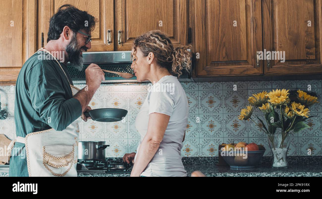 Cooking gas couple hi-res stock photography and images - Alamy