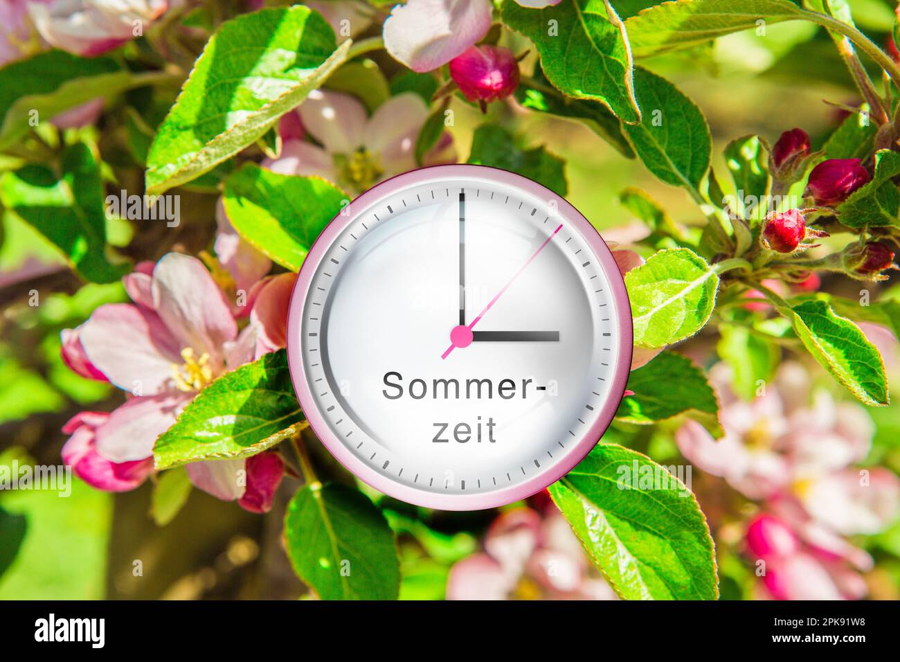 Clock, dial shows three o'clock, symbol for time change to daylight