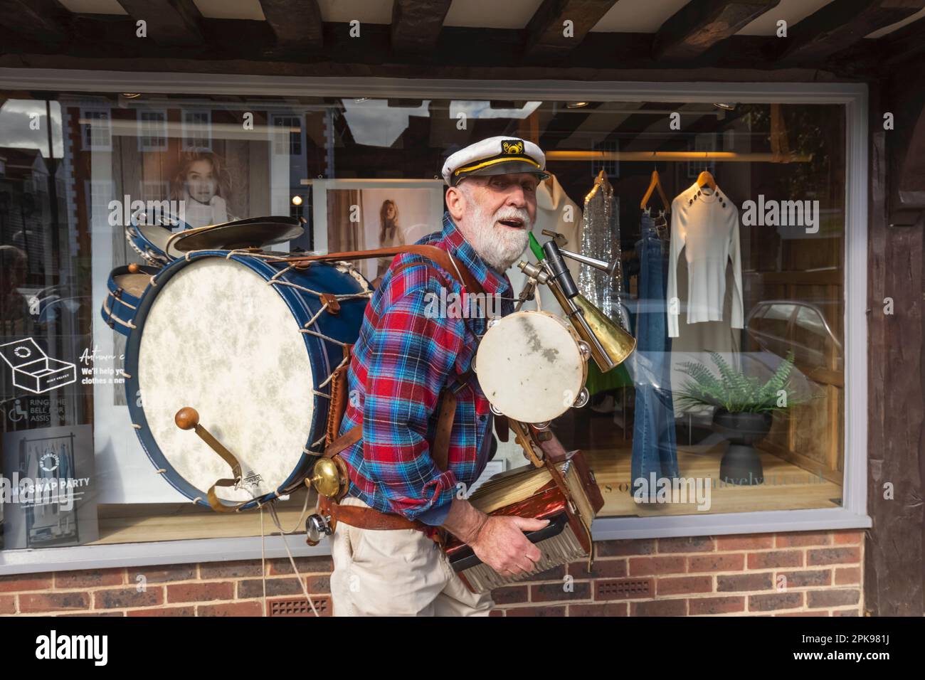 England, Kent, Tenterden, Tenterden Annual Folk Festival, Elderly One Man Band Street Performer Stock Photo