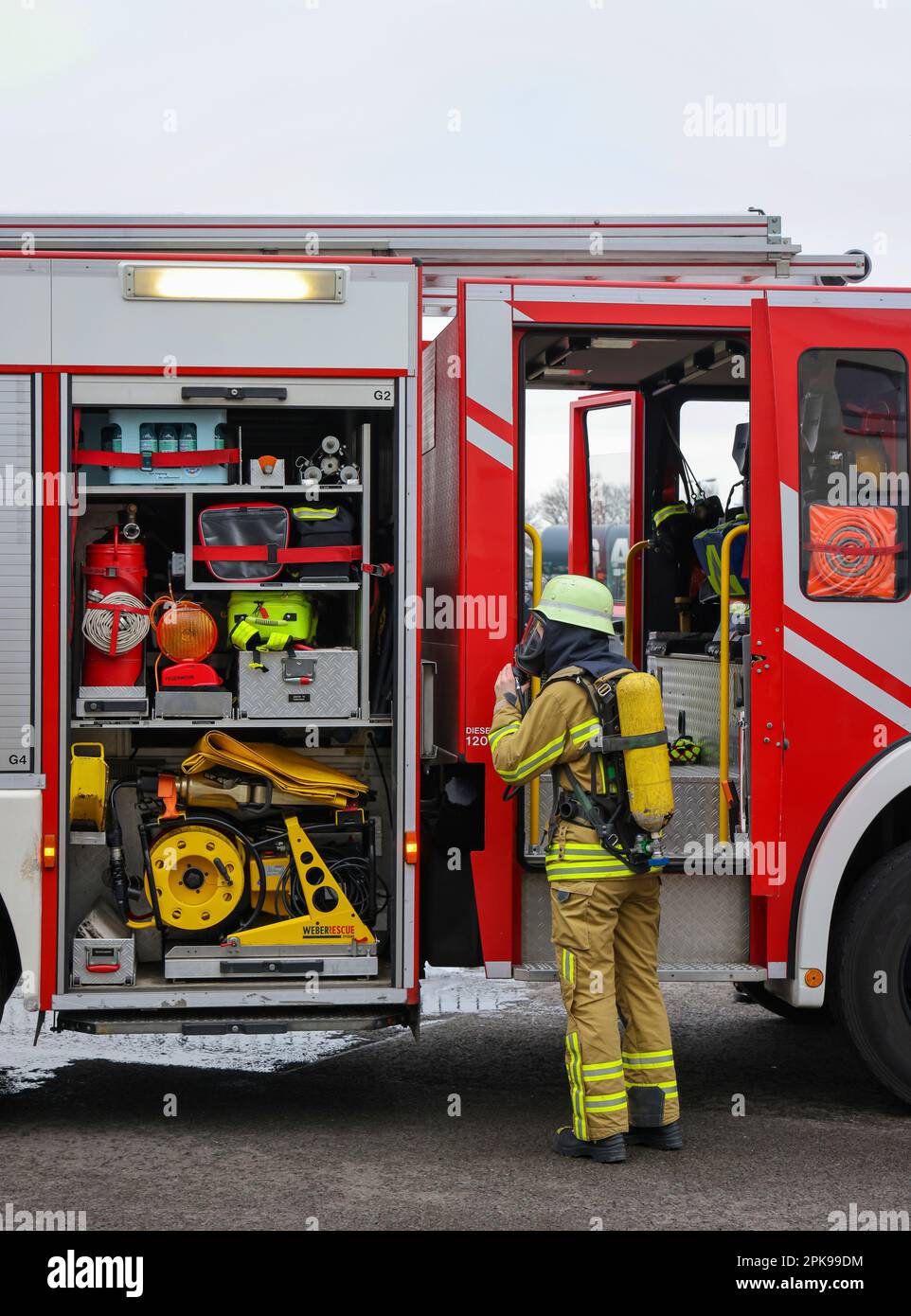 Firefighters in a rescue operation hi-res stock photography and images -  Alamy