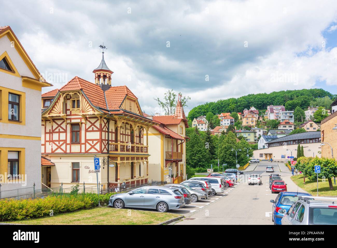 Luhacovice (Bad Luhatschowitz), villas in Zlinsky, Zlin Region (Zliner Region), Czechia Stock Photo
