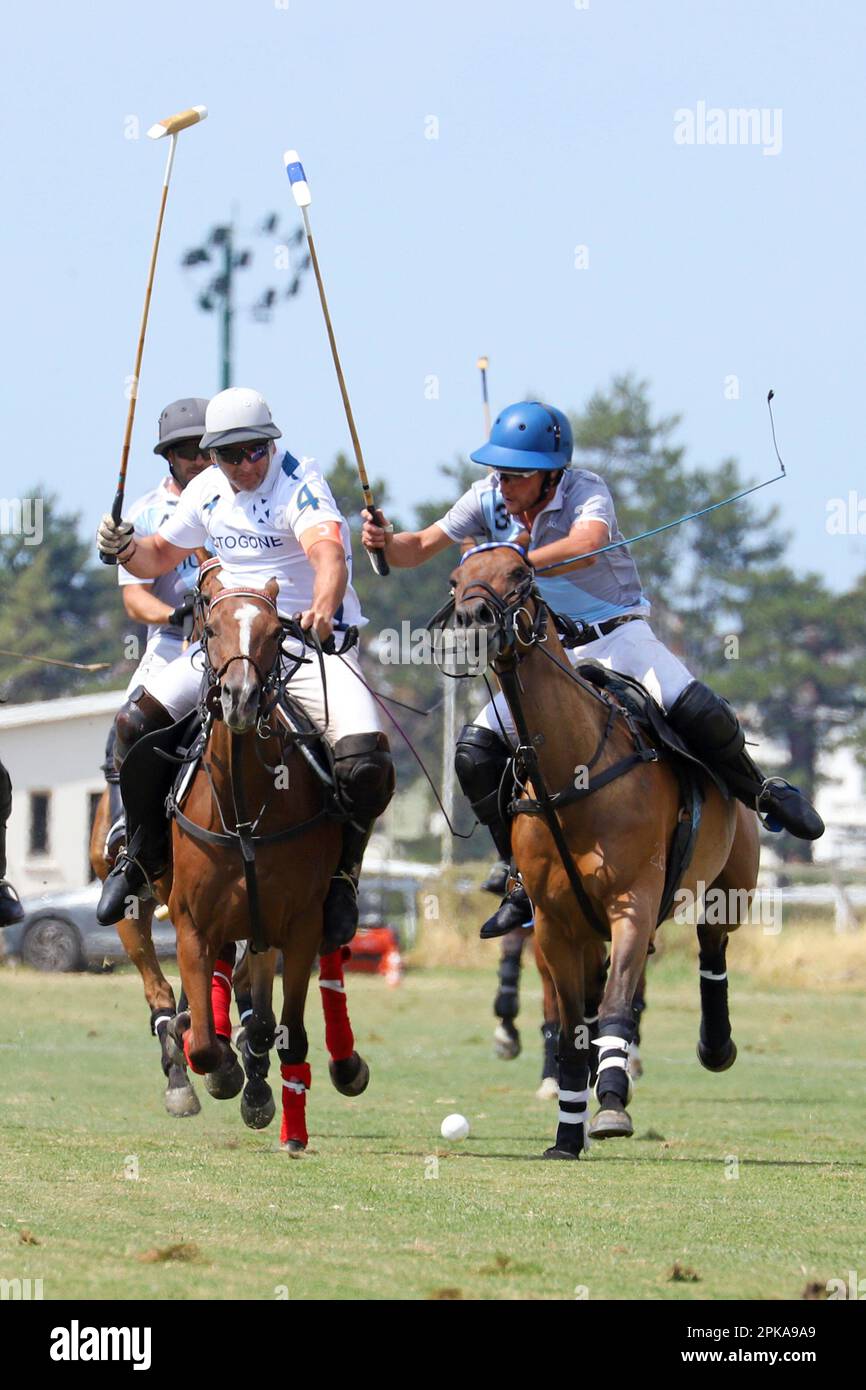 16.08.2022, France, Normandy, Deauville - Polo players in action. 00S220816D451CAROEX.JPG [MODEL RELEASE: NO, PROPERTY RELEASE: NO (c) caro images / S Stock Photo