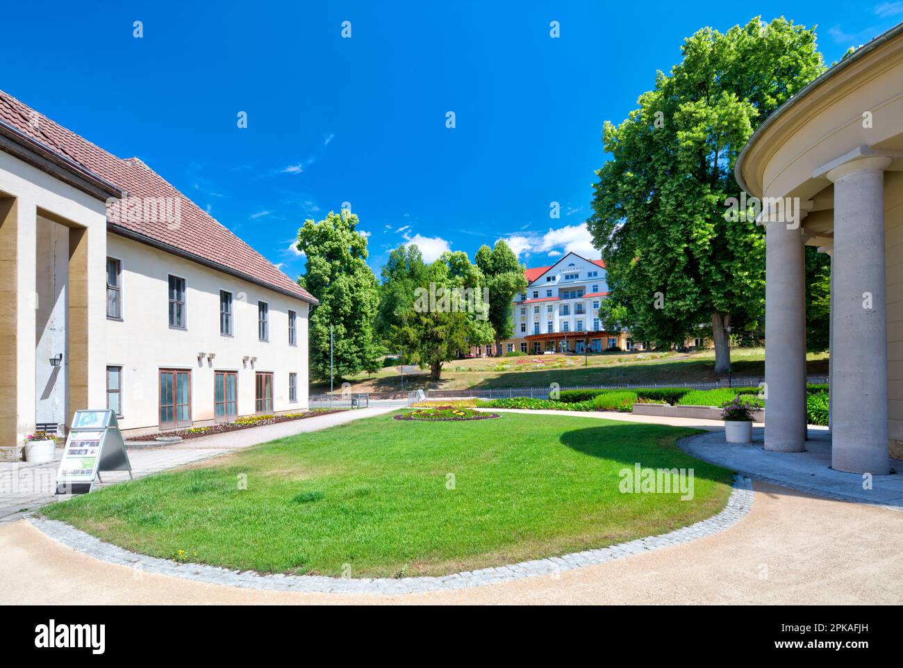 Theater, spa hotel Kaiserhof, fountain temple, town view, summer, Bad Liebenstein, Thuringia, Germany, Europe, Stock Photo