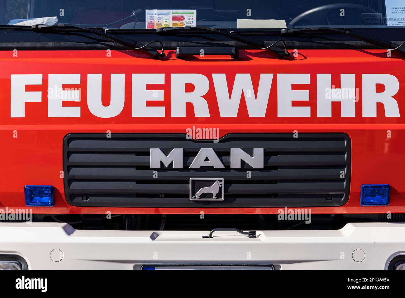 Fire engine, front view, lettering, fire department, detail, open day