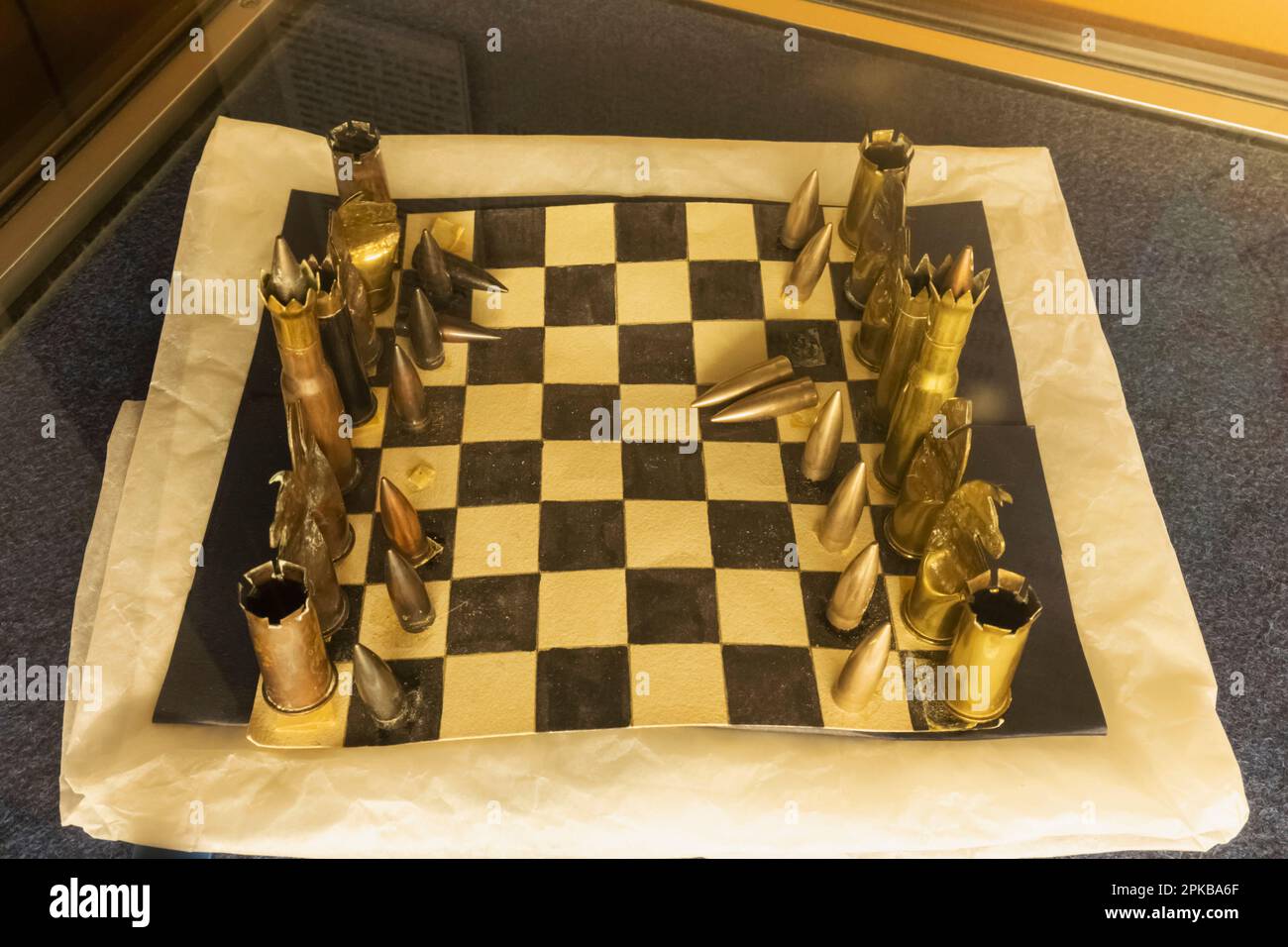 Cooper and steel Chess pieces. - Chess Forums 