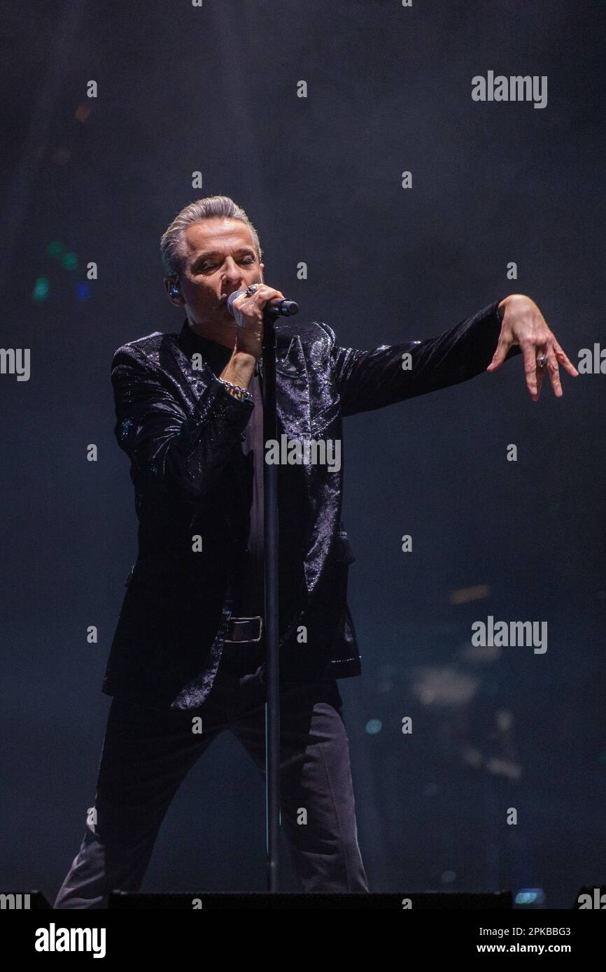 Chicago, USA. 05th Apr, 2025. Dave Gahan of Depeche Mode during the