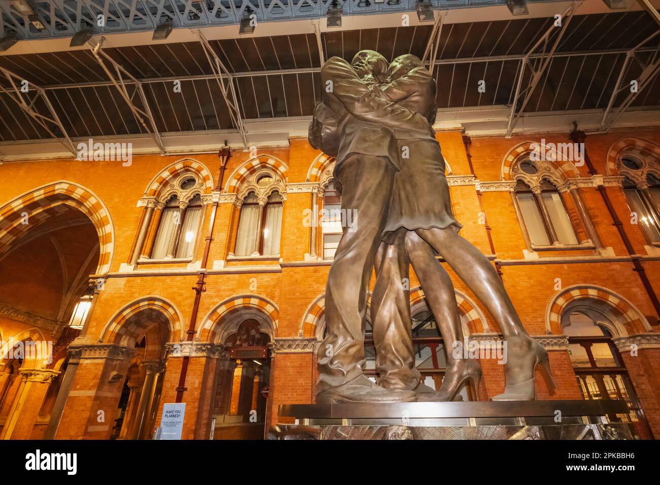England, London, St.Pancras Station, Bronze Statue of Couple Embracing