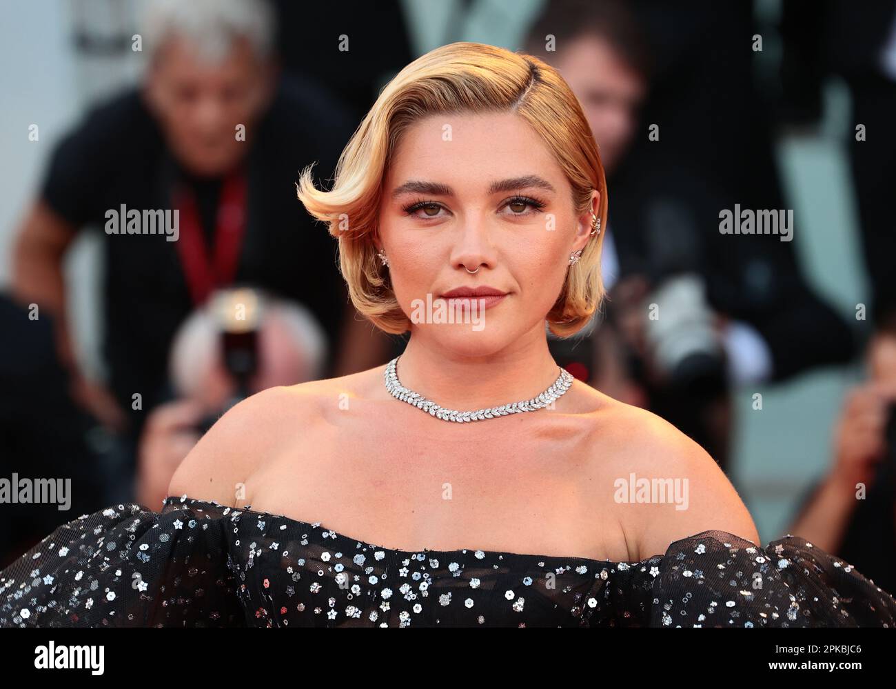 VENICE, ITALY SEPTEMBER 05 Florence Pugh attend the "Don't Worry(02)