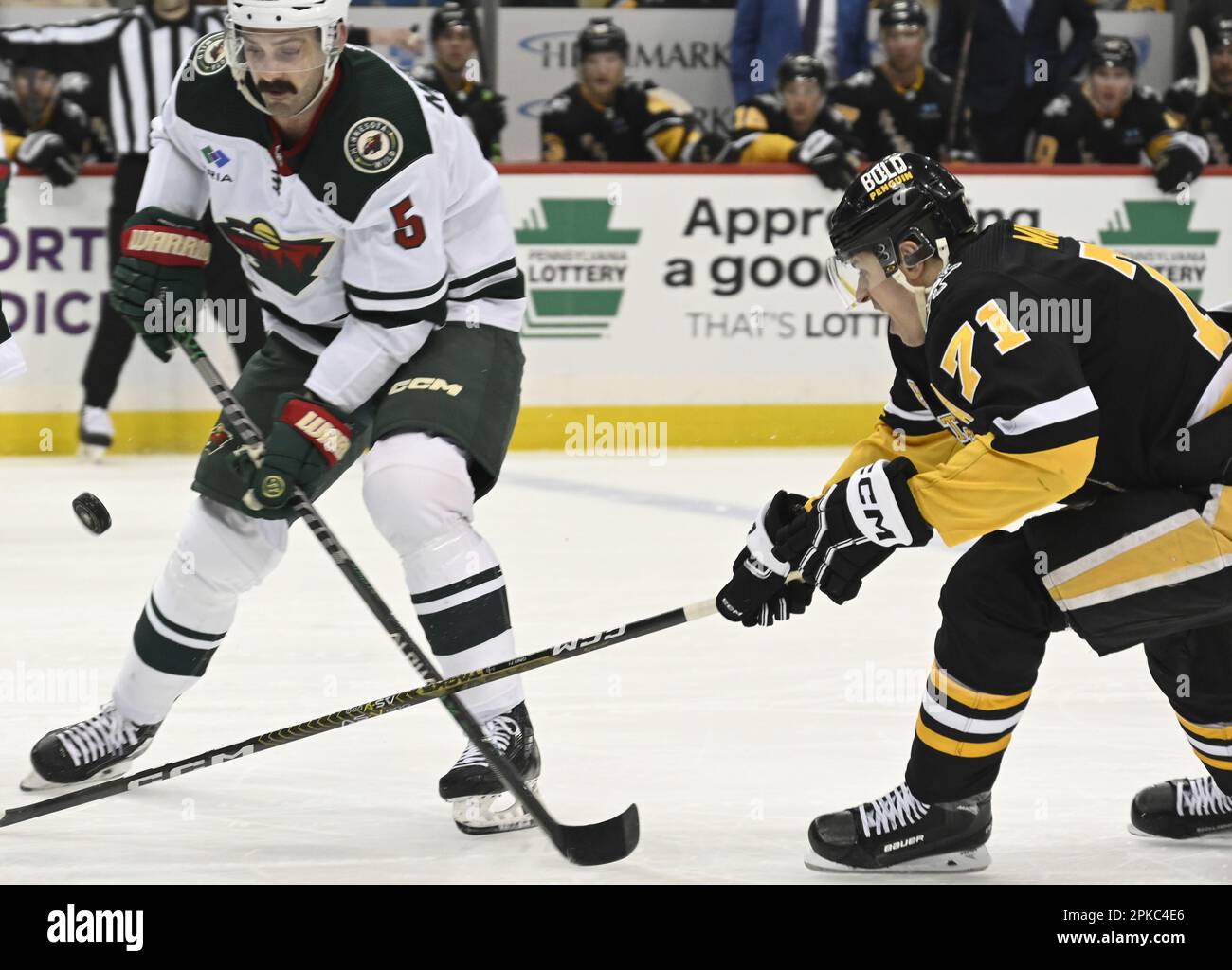 Evgeni Malkin Pittsburgh Penguins Unsigned Maneuvers on Ice During The 2023 NHL Winter Classic Photograph