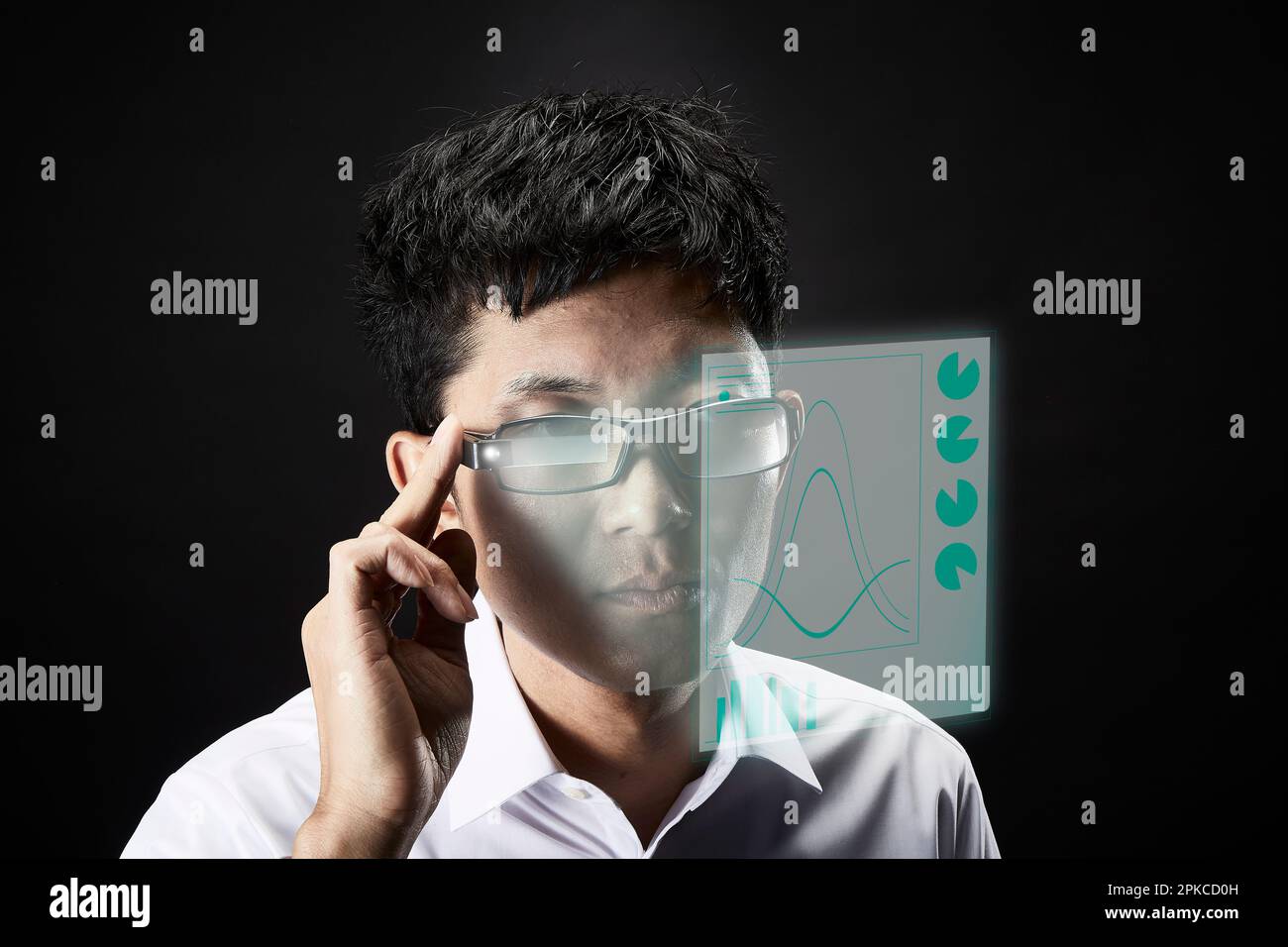 Ai smart glasses hi-res stock photography and images - Alamy