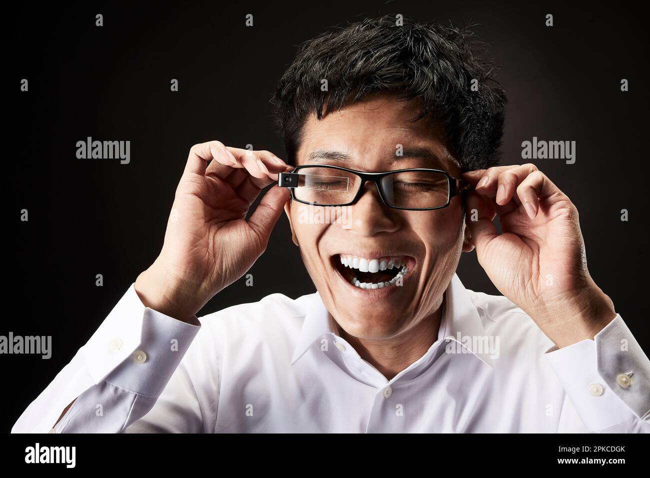 Man wearing smart glasses Stock Photo Alamy