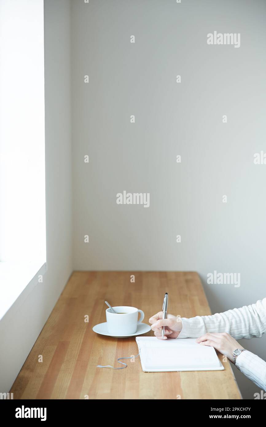 Counter writing hi-res stock photography and images - Alamy