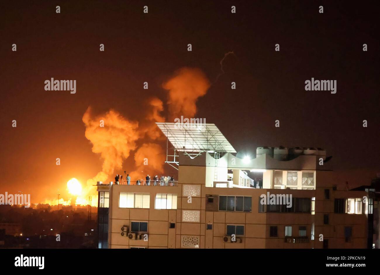 Fire And Smoke Rise Following An Israeli Airstrike In The Central Gaza ...