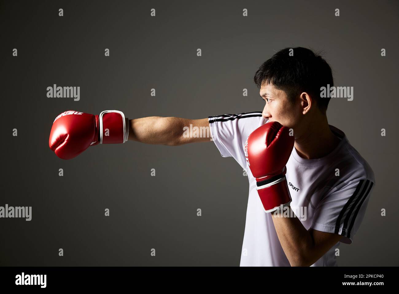 Man hitting a straight Stock Photo Alamy