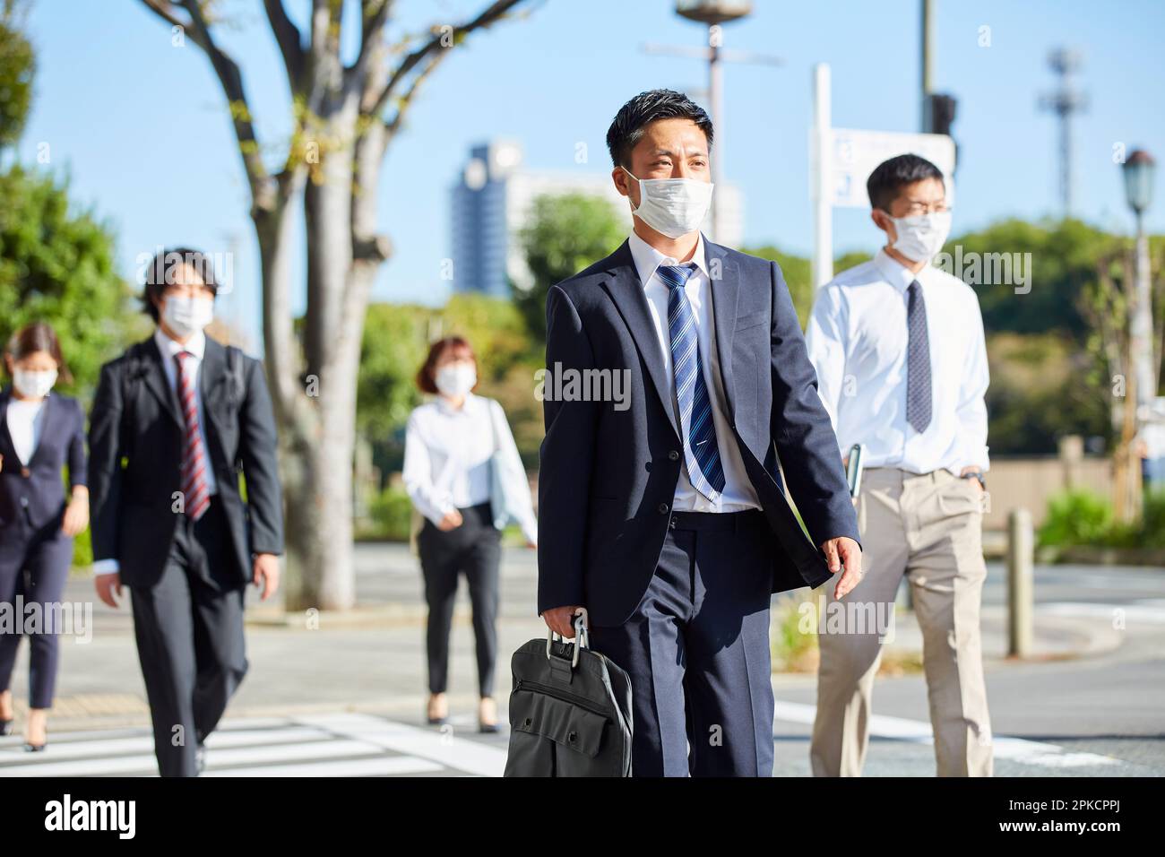 Asian workers office hi-res stock photography and images - Alamy