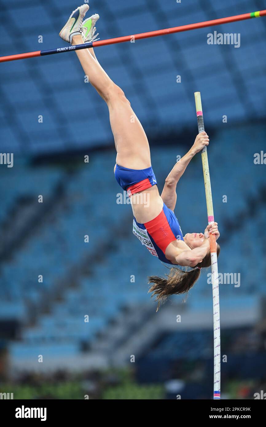 Lene Retzius (Norway). Pole vault women. European Championships Munich