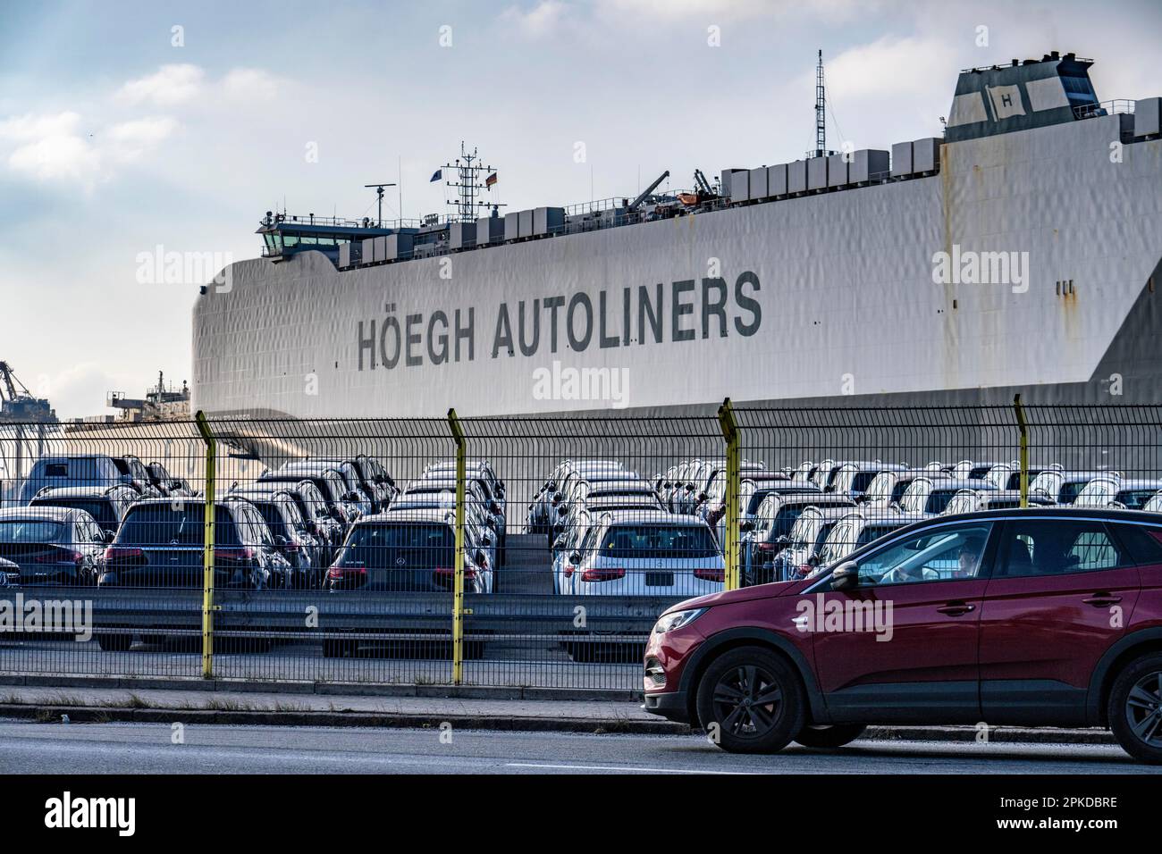 Norwegian car carrier Höegh Trapper, at the car terminal in the seaport of Bremerhaven, can