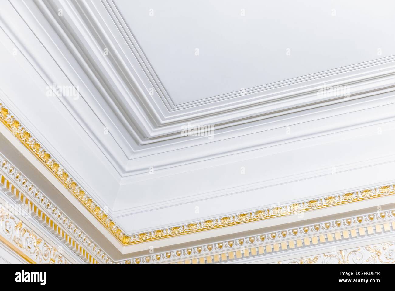 Top 146+ corner ceiling decor seven.edu.vn