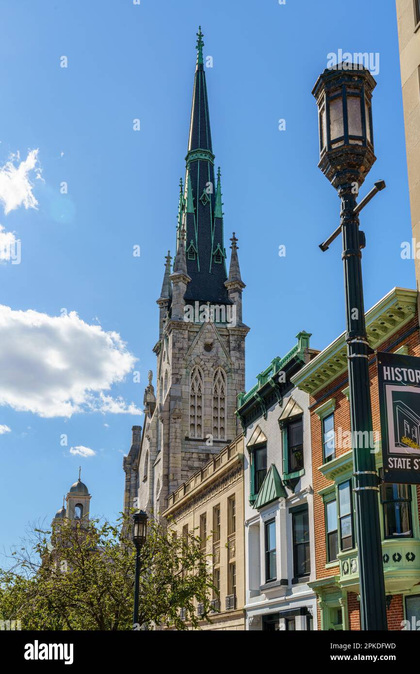 View of buildings and street lamps along historic State Street in Harrisburg, the capital city of the Commonwealth of Pennsylvania. Stock Photo