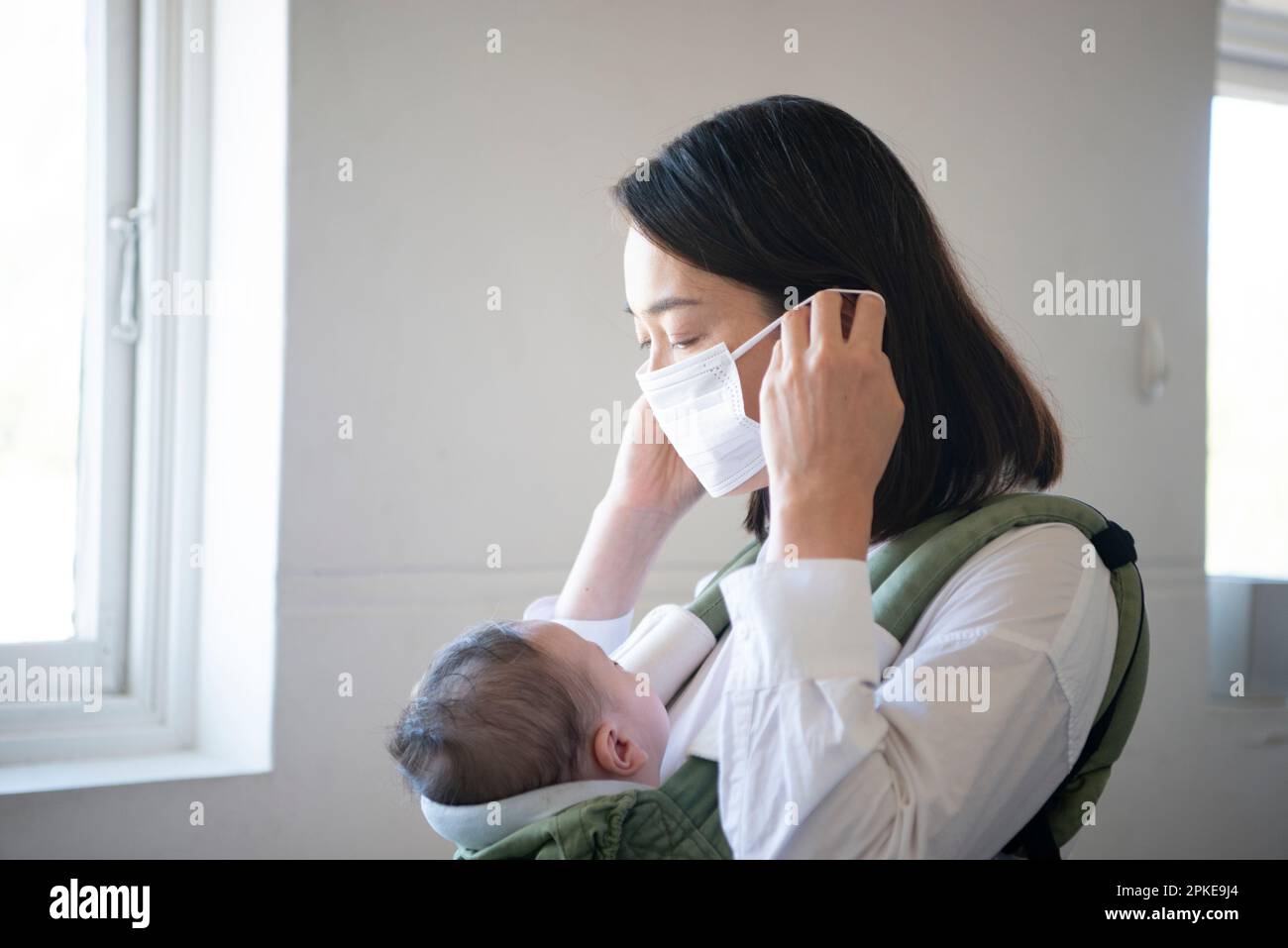 Asian child wearing face mask hi-res stock photography and images - Alamy
