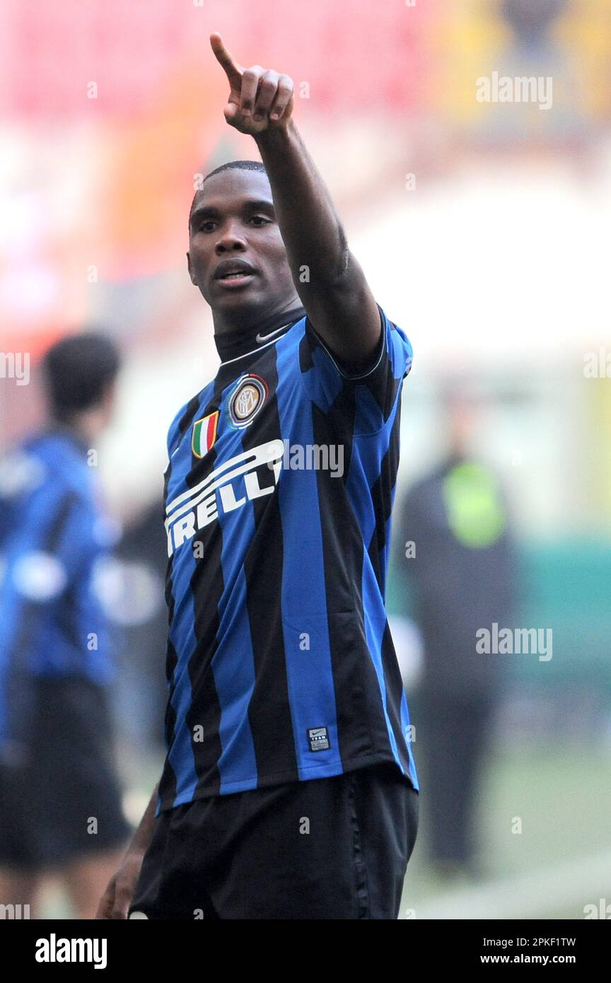 Samuel etoo inter 2010 hi-res stock photography and images - Alamy