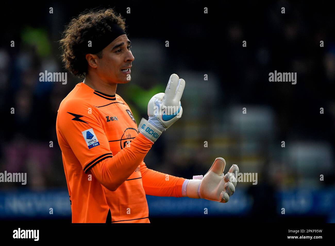 Salerno, Italy. 07th Apr, 2023. Guillermo Ochoa of US Salernitana gestures during the Serie A football match between US Salernitana and FC Internazionale at Arechi stadium in Salerno (Italy), April 7th, 2023. Credit: Insidefoto di andrea staccioli/Alamy Live News Stock Photo