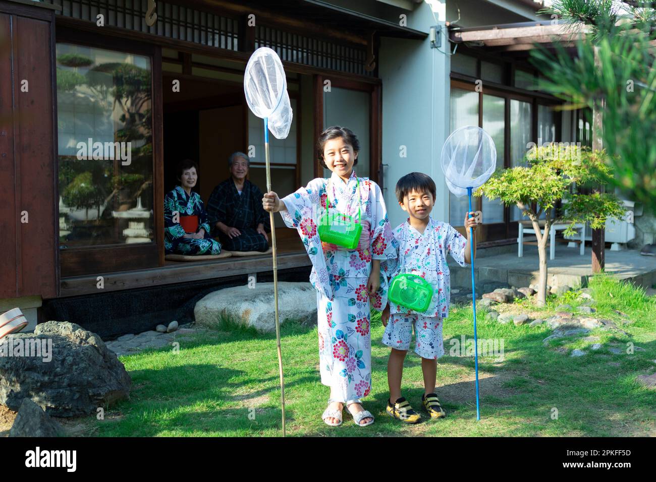 Eating insects man hi-res stock photography and images - Alamy