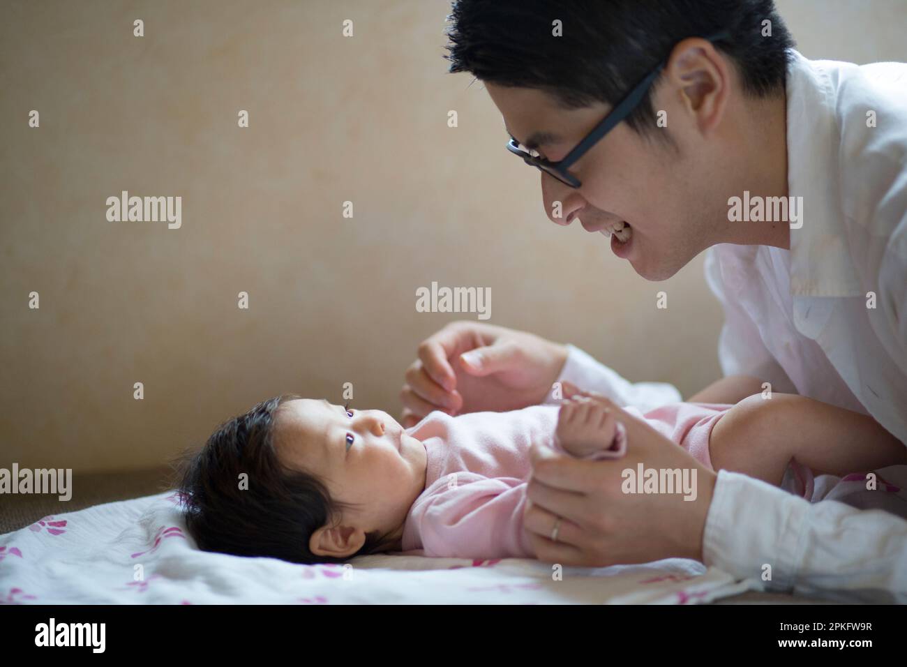 Cradling body hires stock photography and images Alamy