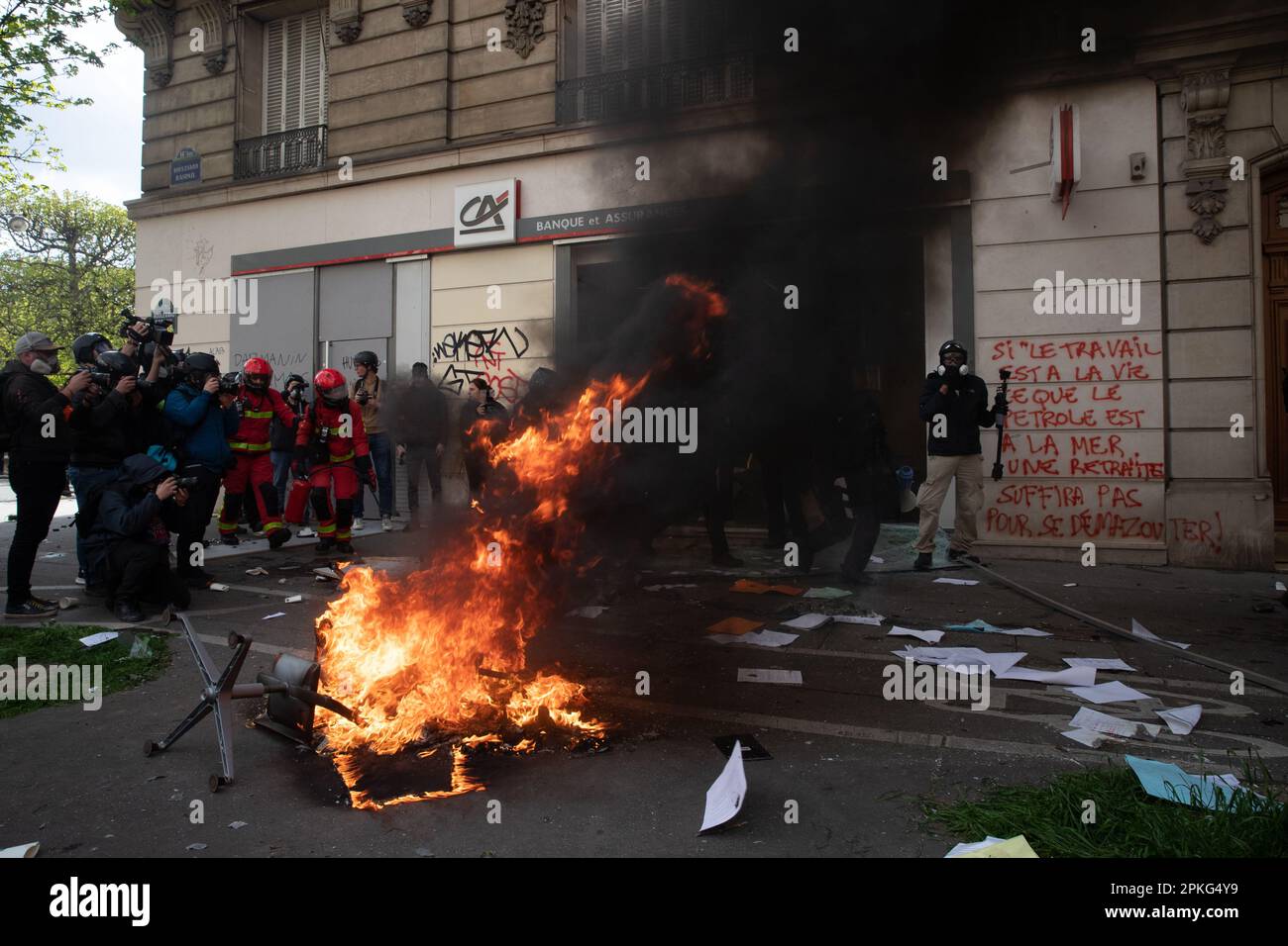 PARIS, France. 6th Apr, 2023. Protests in Paris continue against the government after they pushed the pensions reform bill without a vote using article 49.3 of the constitution and surviving a no-confidence motion in parliament Credit: Lucy North/Alamy Live News Stock Photo