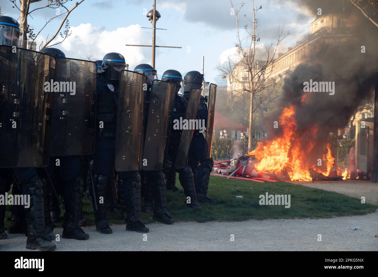 PARIS, France. 6th Apr, 2023. Protests in Paris continue against the government after they pushed the pensions reform bill without a vote using article 49.3 of the constitution and surviving a no-confidence motion in parliament Credit: Lucy North/Alamy Live News Stock Photo