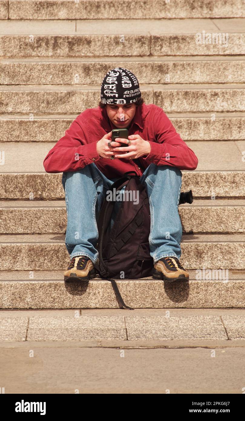 Wooly jumper hi res stock photography and images Alamy