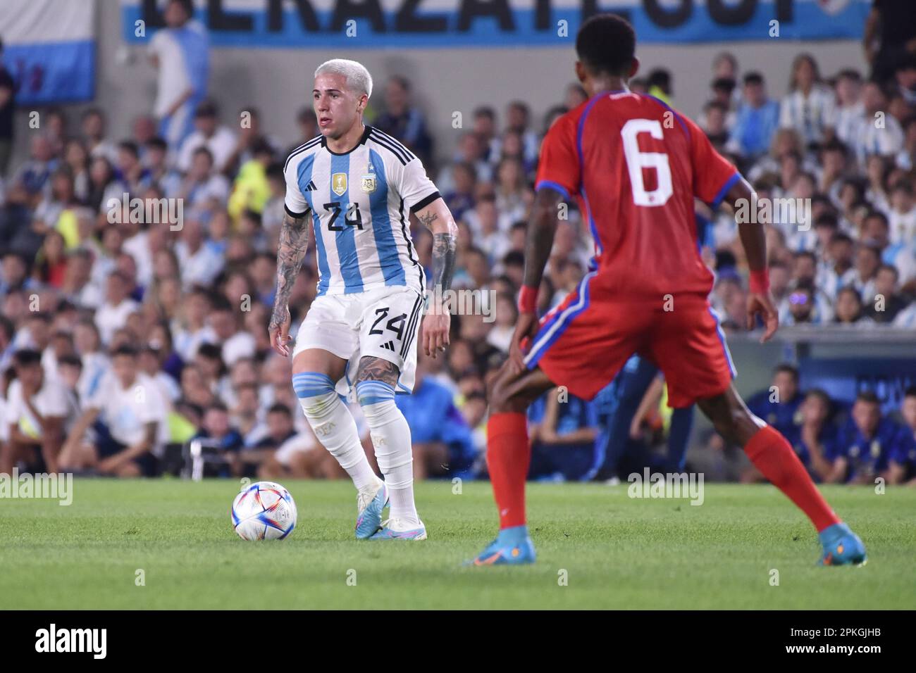 BUENOS AIRES, ARGENTINA - APRIL 23: Enzo Fernandez during a match between Argentina and Panama at Estadio Mas Monumental. Stock Photo