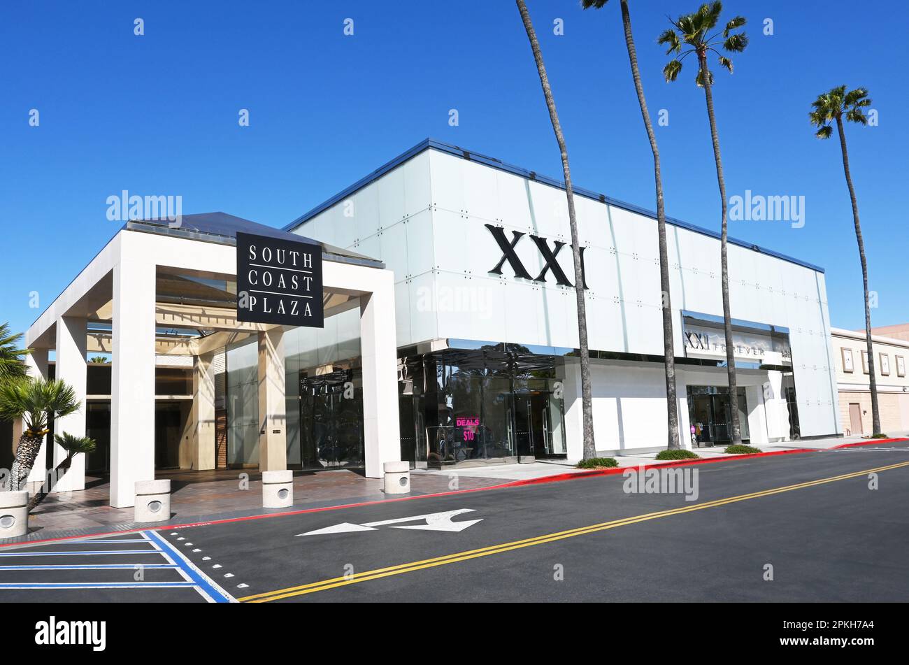 South coast plaza mall costa mesa hi-res stock photography and