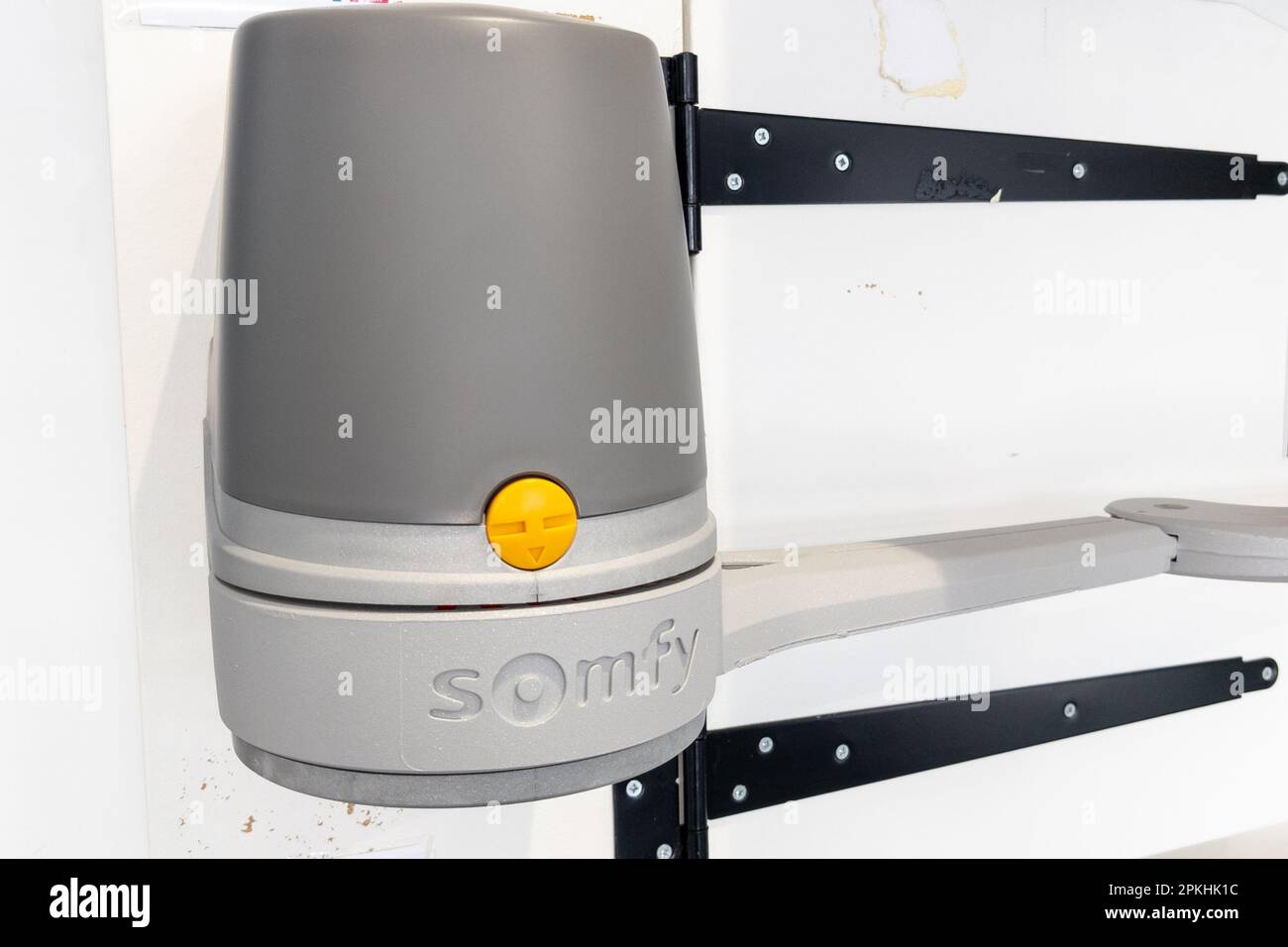 Bordeaux , Aquitaine France - 04 02 2023 : somfy brand logo and text sign  automatic gate mechanism Engine opener for house entrance portal on remote  Stock Photo - Alamy