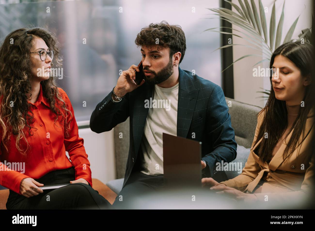 Junior coworker having a phone call with their boss. Something is wrong ...