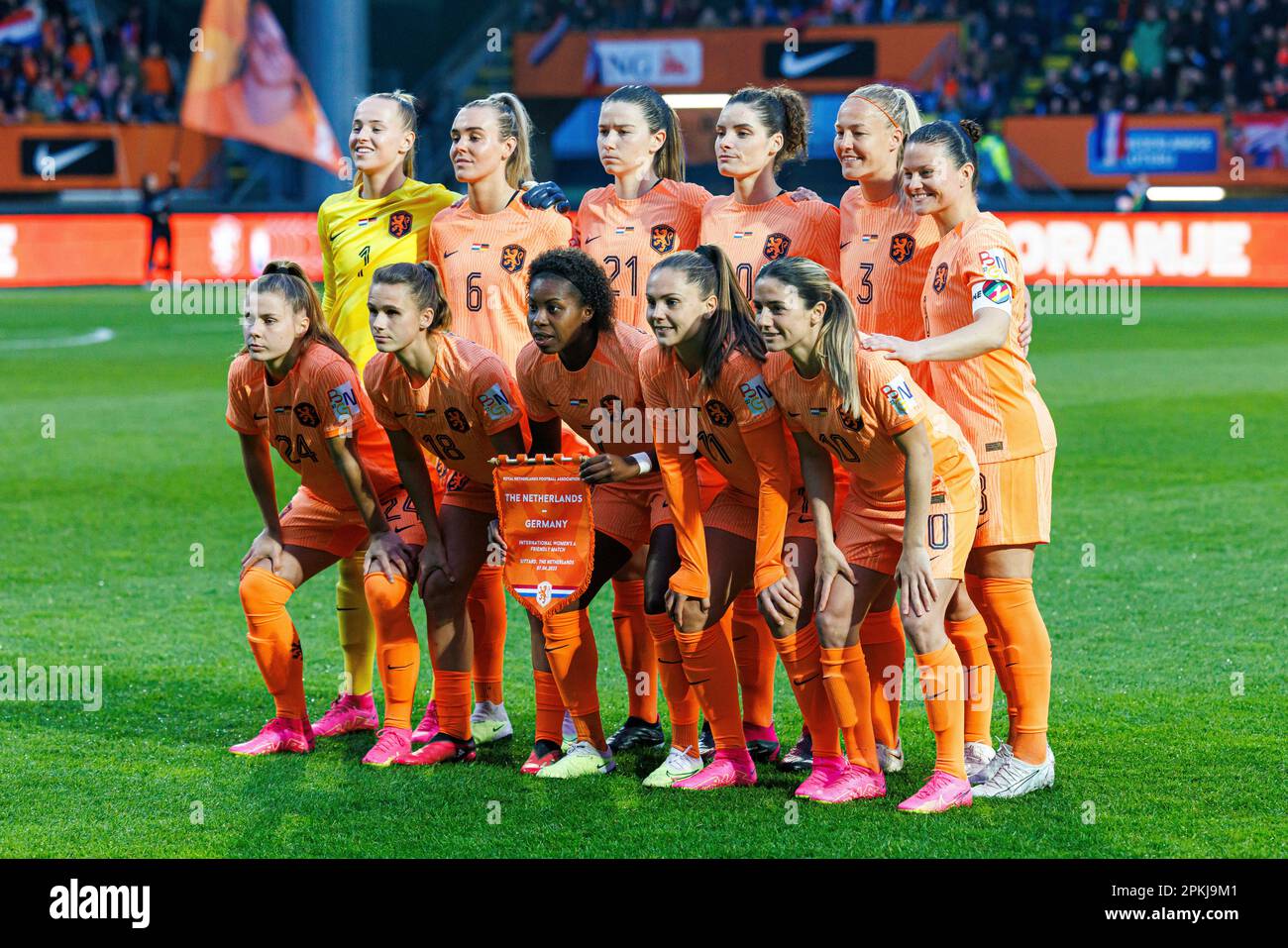 firo : April 7th, 2023, football, soccer, friendly match DFB women's ...
