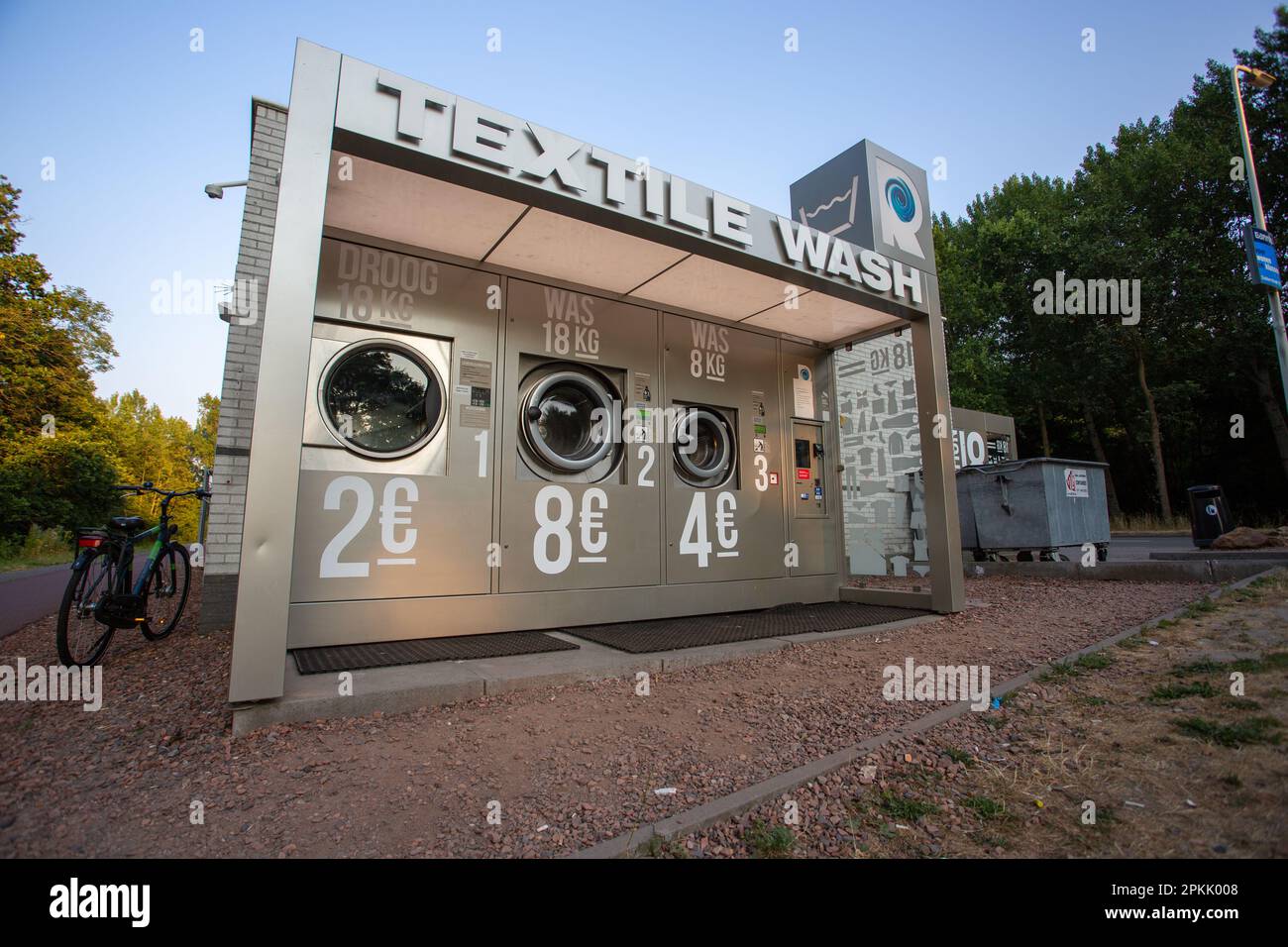 washinig-machine-hi-res-stock-photography-and-images-alamy