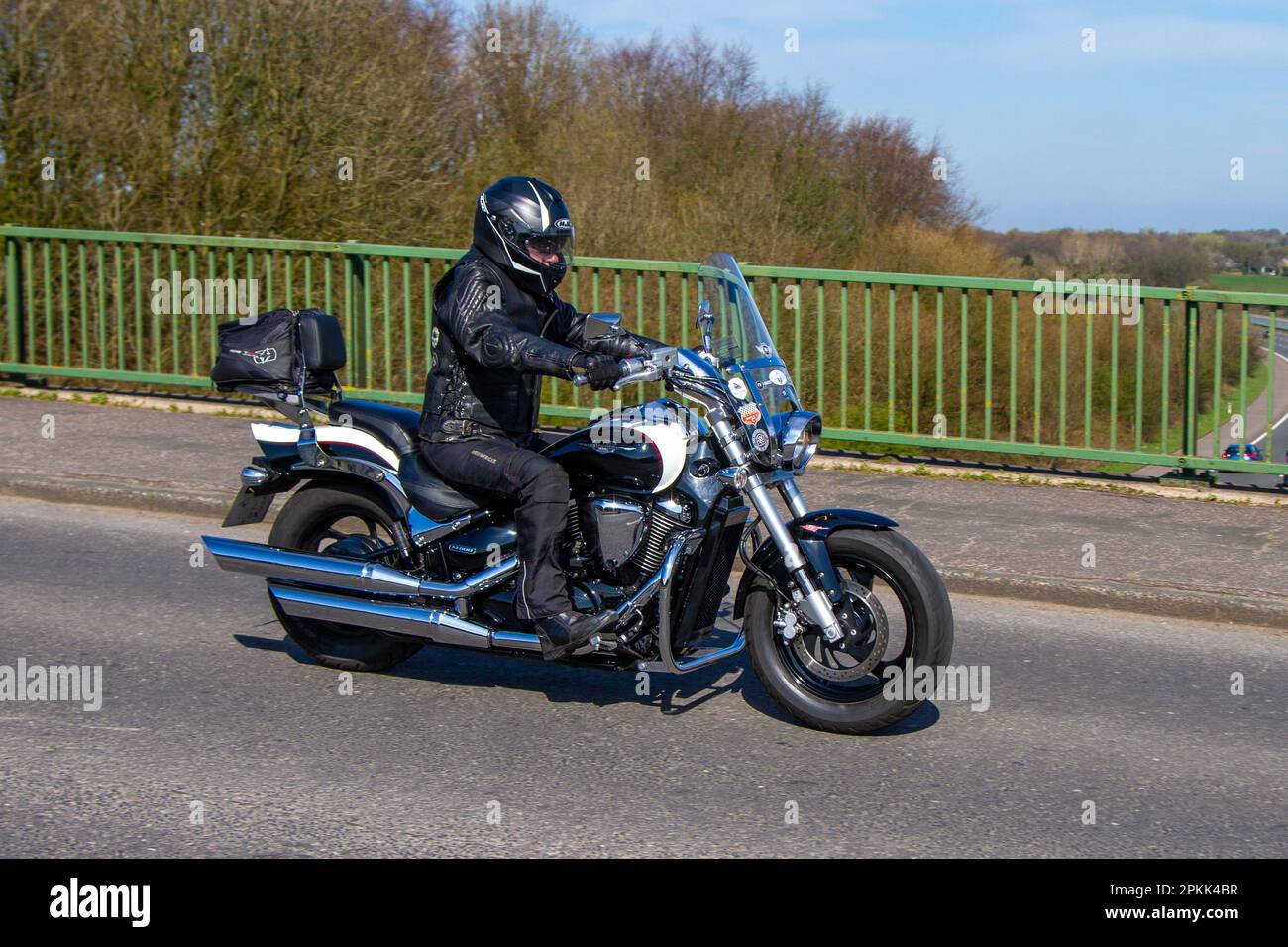 Red Suzuki Intruder 800 Motorcycle on a Sunny Day. Rigt View Editorial  Stock Photo - Image of suzuki, road: 155476893