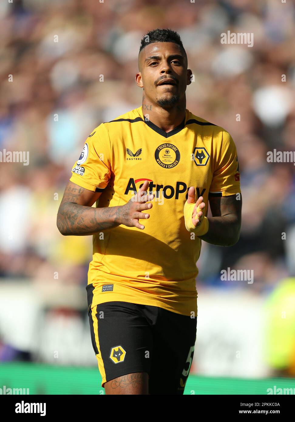 Wolverhampton Wanderers' Mario Lemina during the Premier League match ...