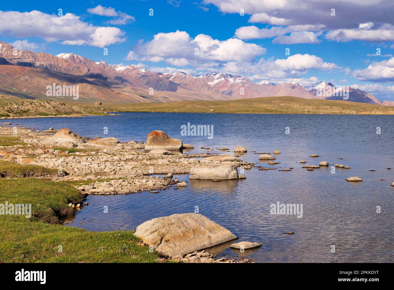 Dream Lake, Kakshaal Too in the Tian Shan mountains near the Chinese border, Naryn Region, Kyrgyzstan, Central Asia, Asia Stock Photo