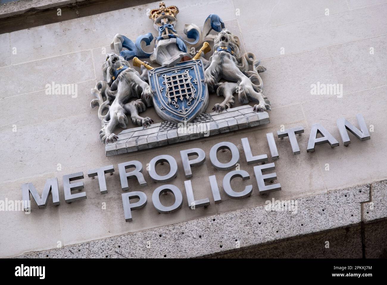 Met police criticism hi-res stock photography and images - Alamy