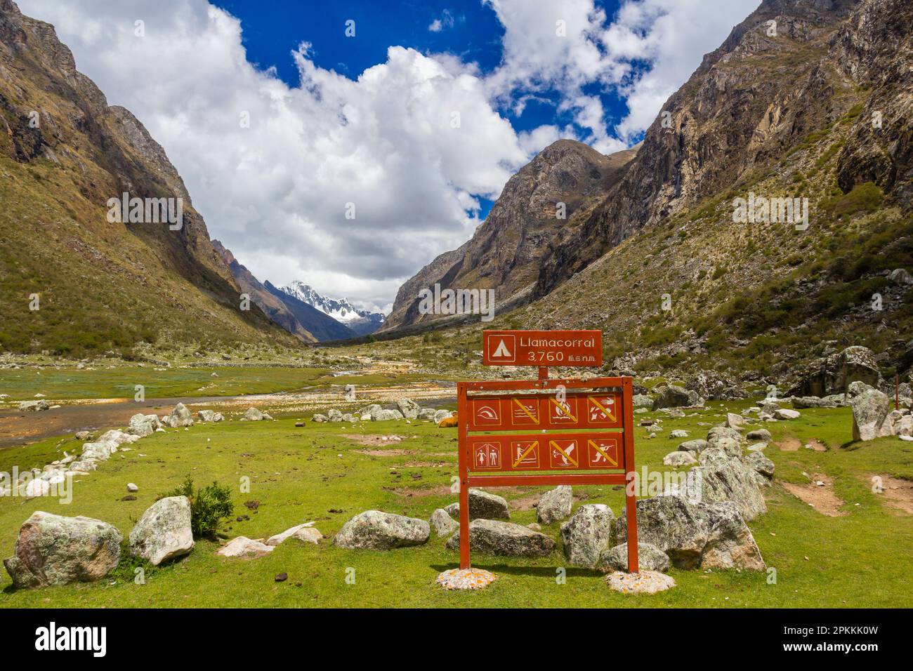 Camping area Llamacorral on Santa Cruz trek, Cordillera Blanca, near Caraz, Peru, South America Stock Photo