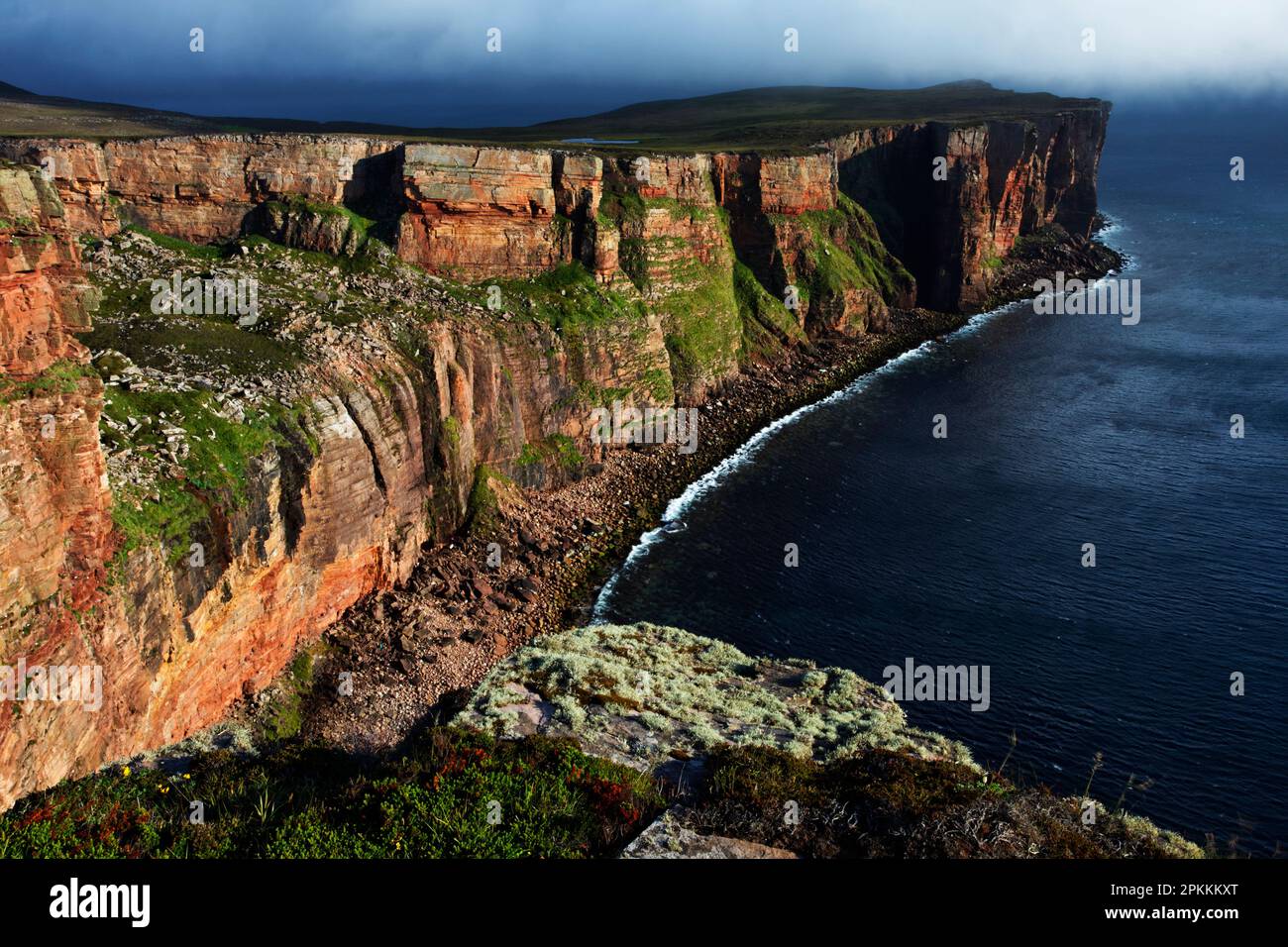 Old man of hoy orkney hi-res stock photography and images - Alamy