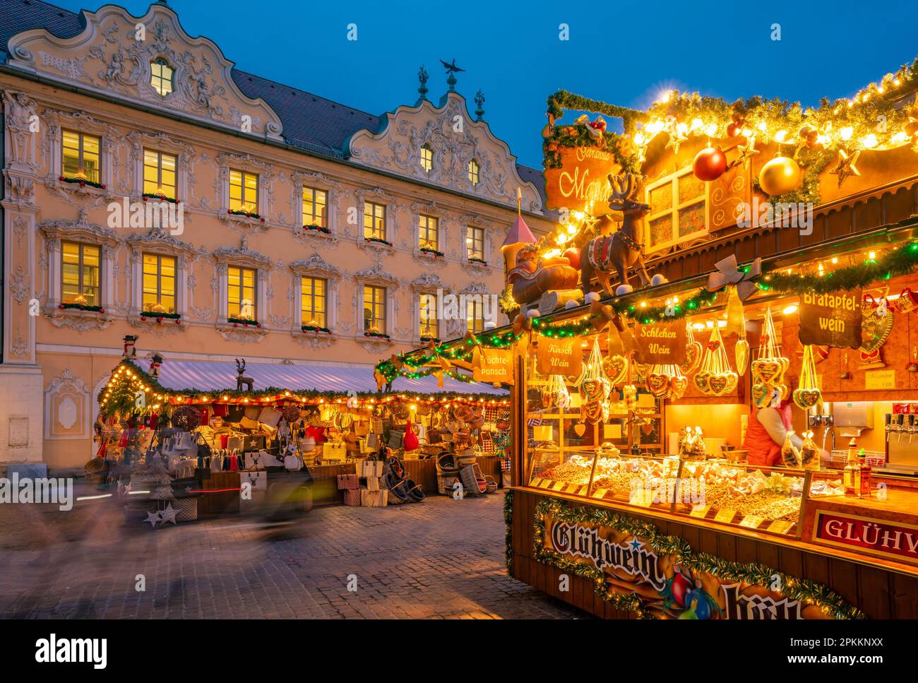 View of Christmas market, Maria Chappel and Falkenhaus in Oberer Markt