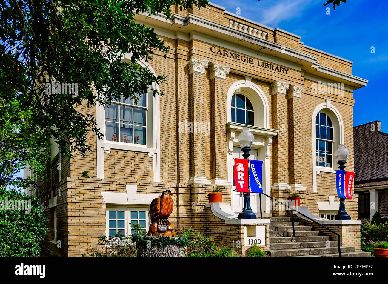 Gulfport Arts Center is housed in the former Gulfport-Harrison County Public Library (a former Carnegie Library) in Gulfport, Mississippi. Stock Photo